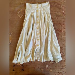 All that remains linen button white skirt size 8